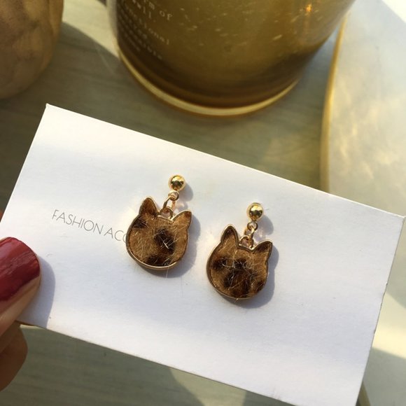 Kitty Cat Head Leopard Fabric Earrings - Picture 3 of 15